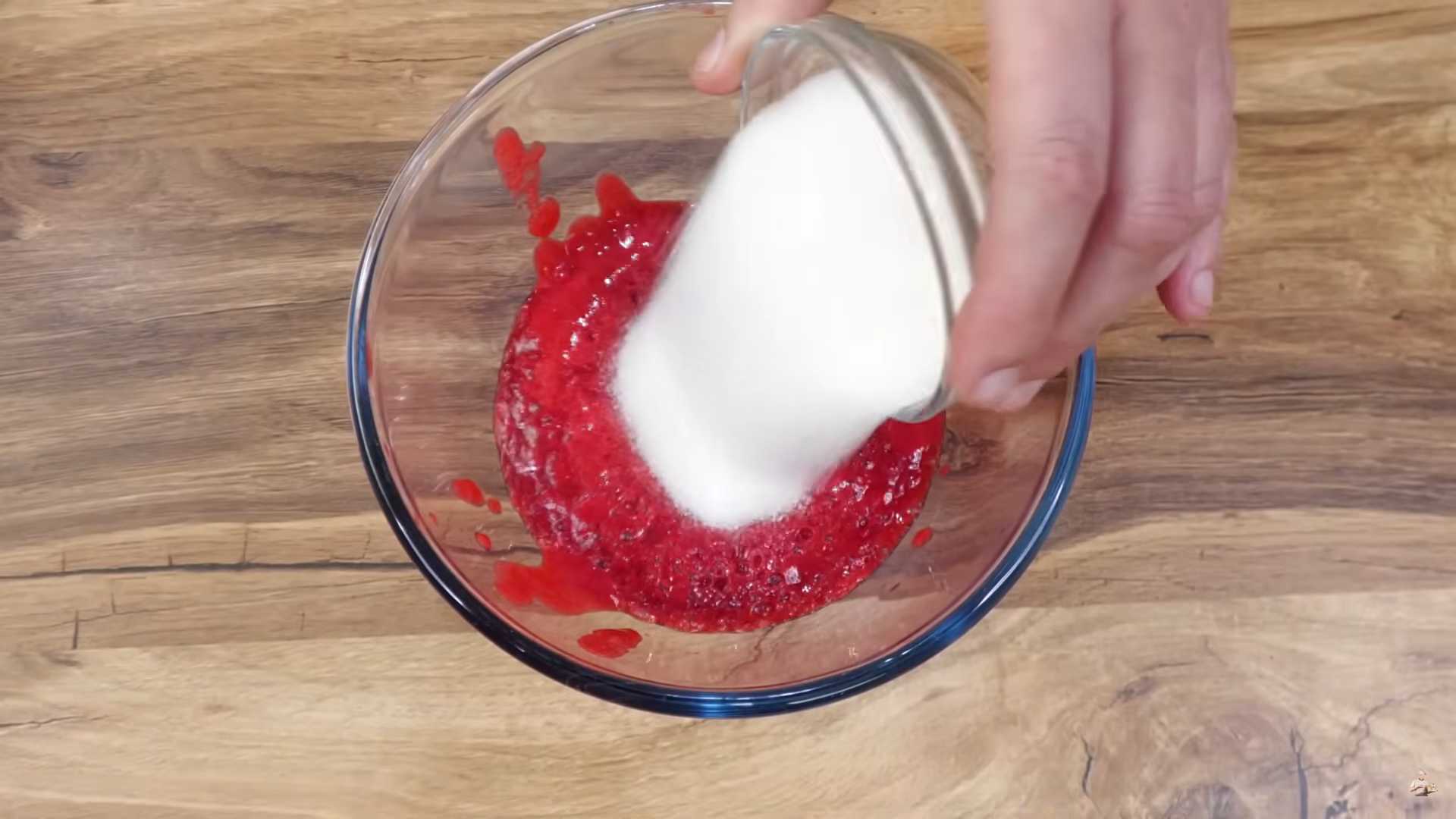 Домашнее малиновое мороженое-Шаг 5