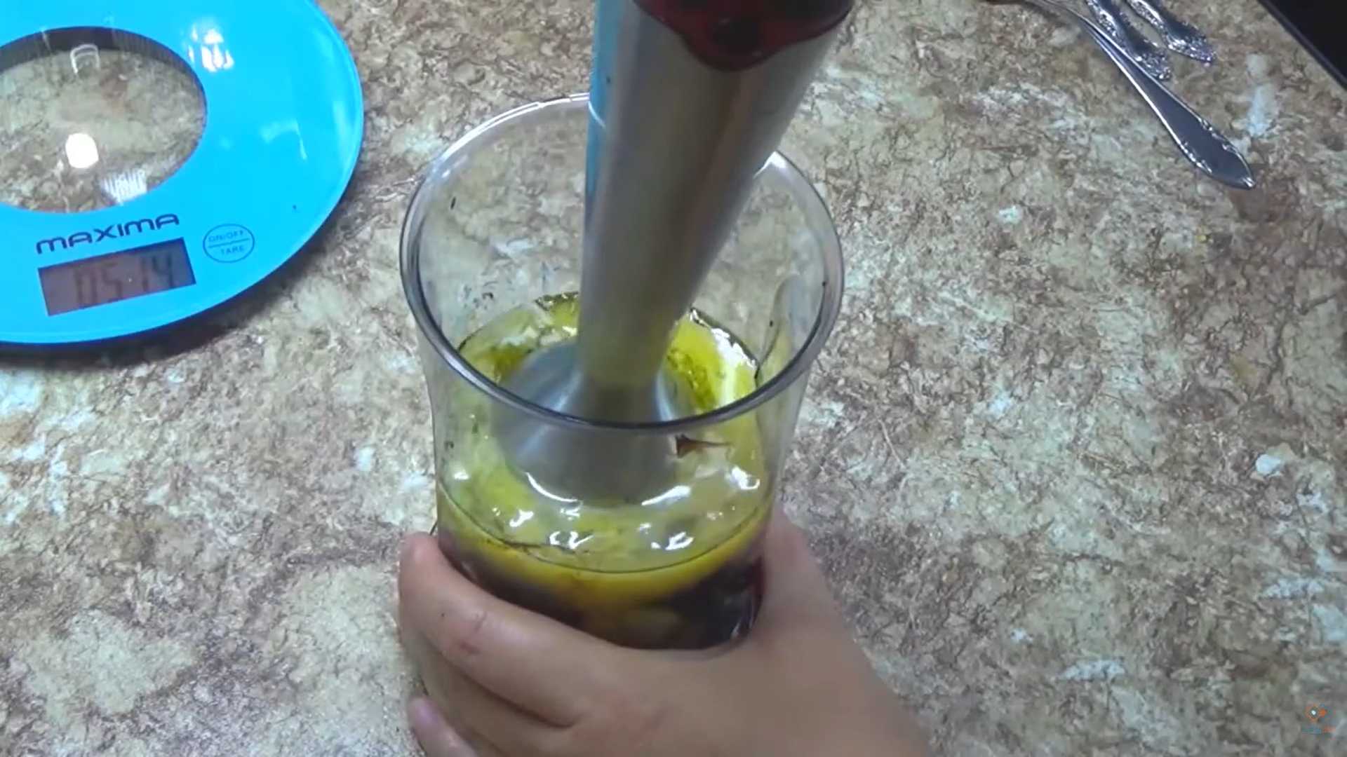 Салат Цезарь с морепродуктами — Шаг 4