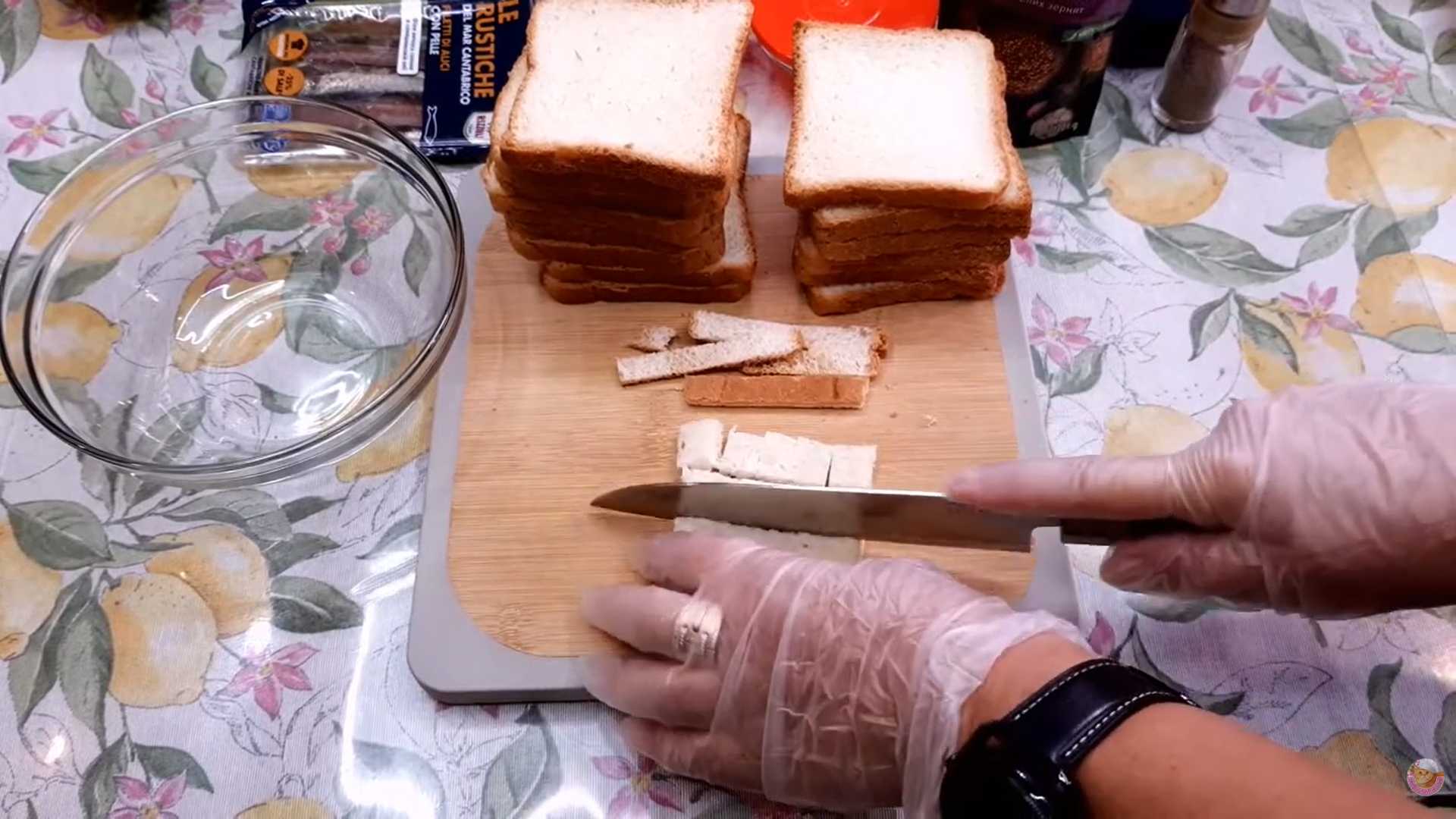 Салат Цезарь с кальмарами-Шаг 1