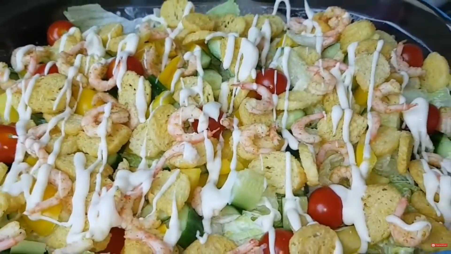 Салат Цезарь с креветками постный — Шаг 6