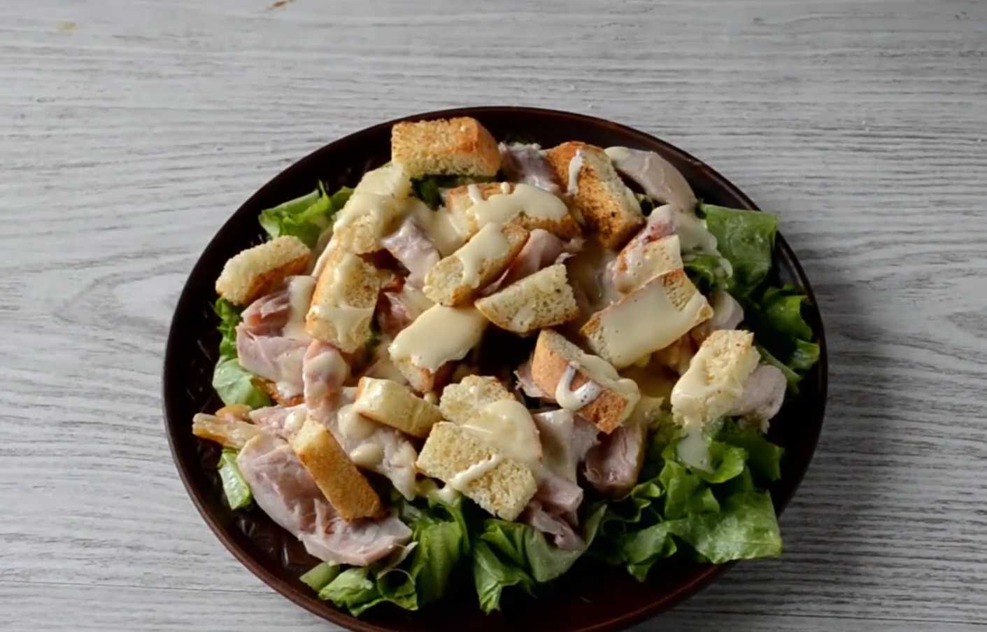 Салат Цезарь с копченой курицей-Шаг 8