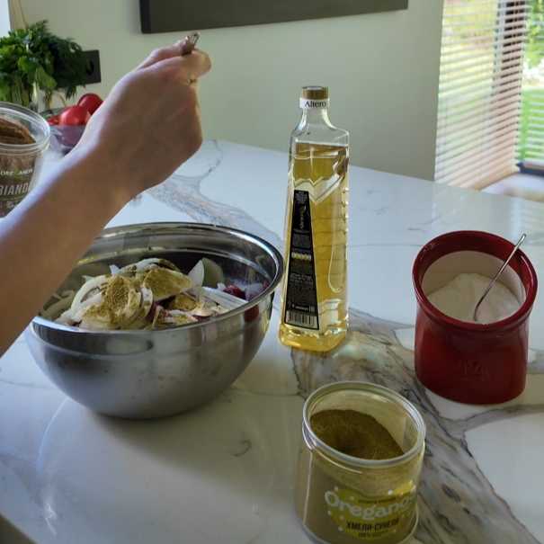 Томленная говядина с овощами и зеленью — Шаг 3