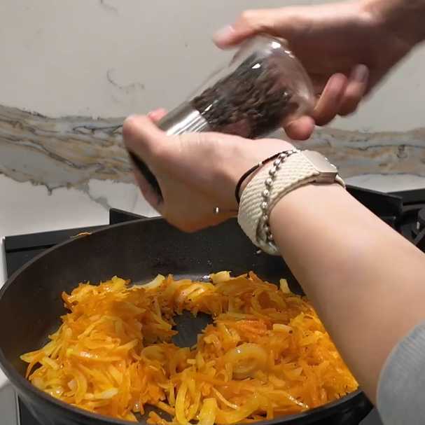 Куриные сердечки с овощами в сливочном соусе — Шаг 5