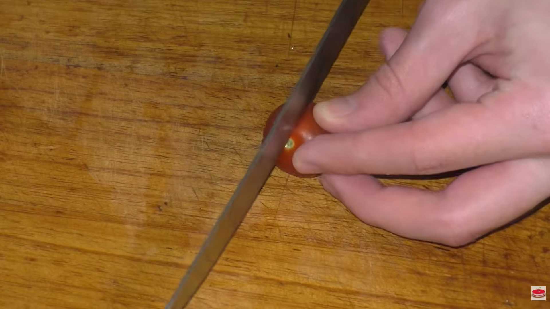 Салат Цезарь с майонезом и чесноком — Шаг 5