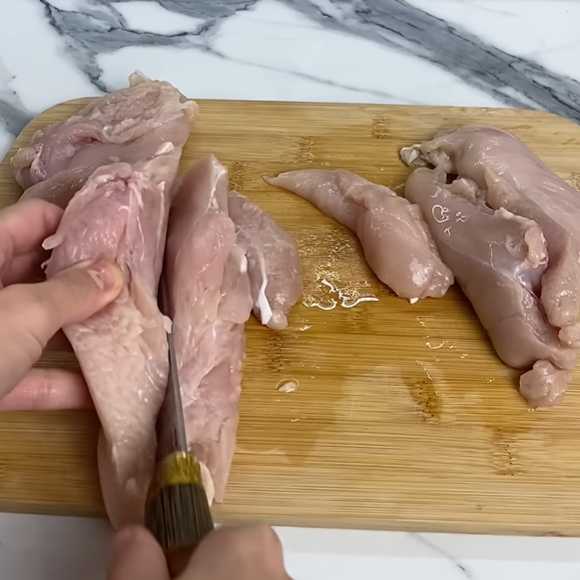 Салат Цезарь с яйцом — Шаг 1