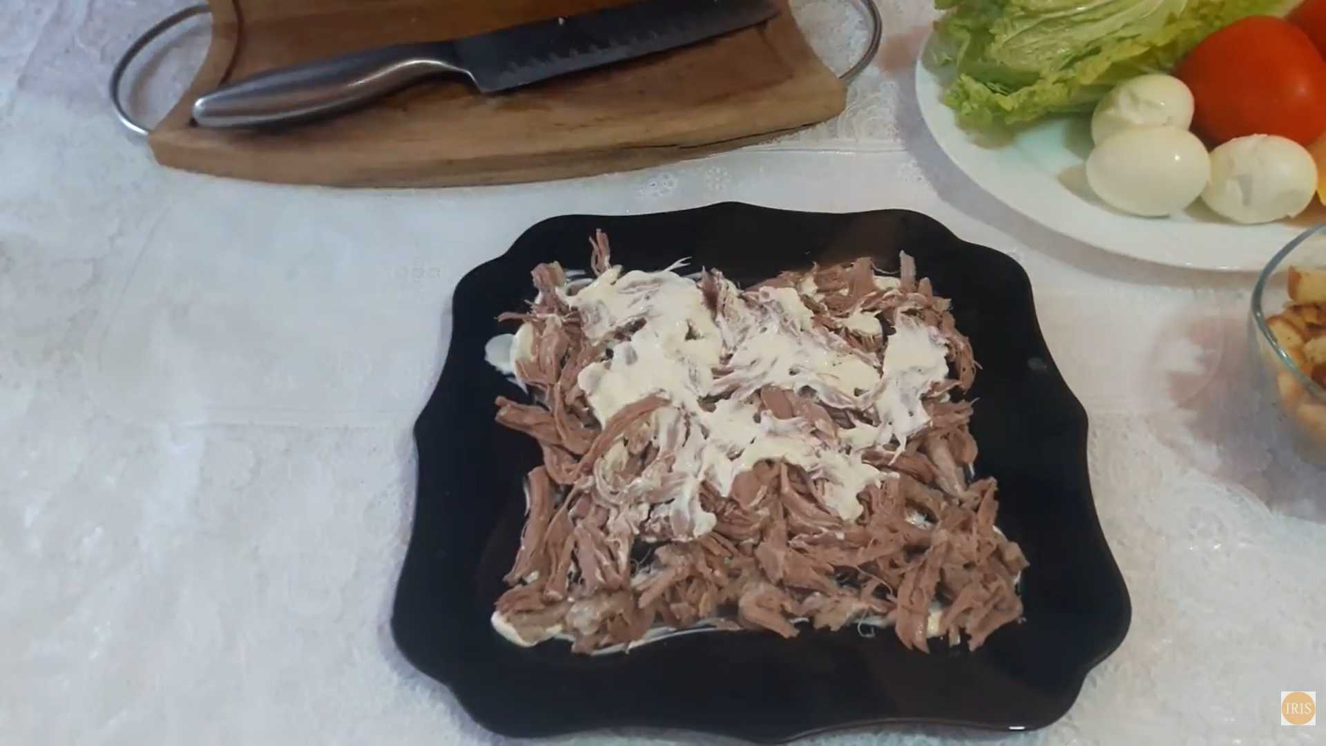 Салат Цезарь со свининой-Шаг 3