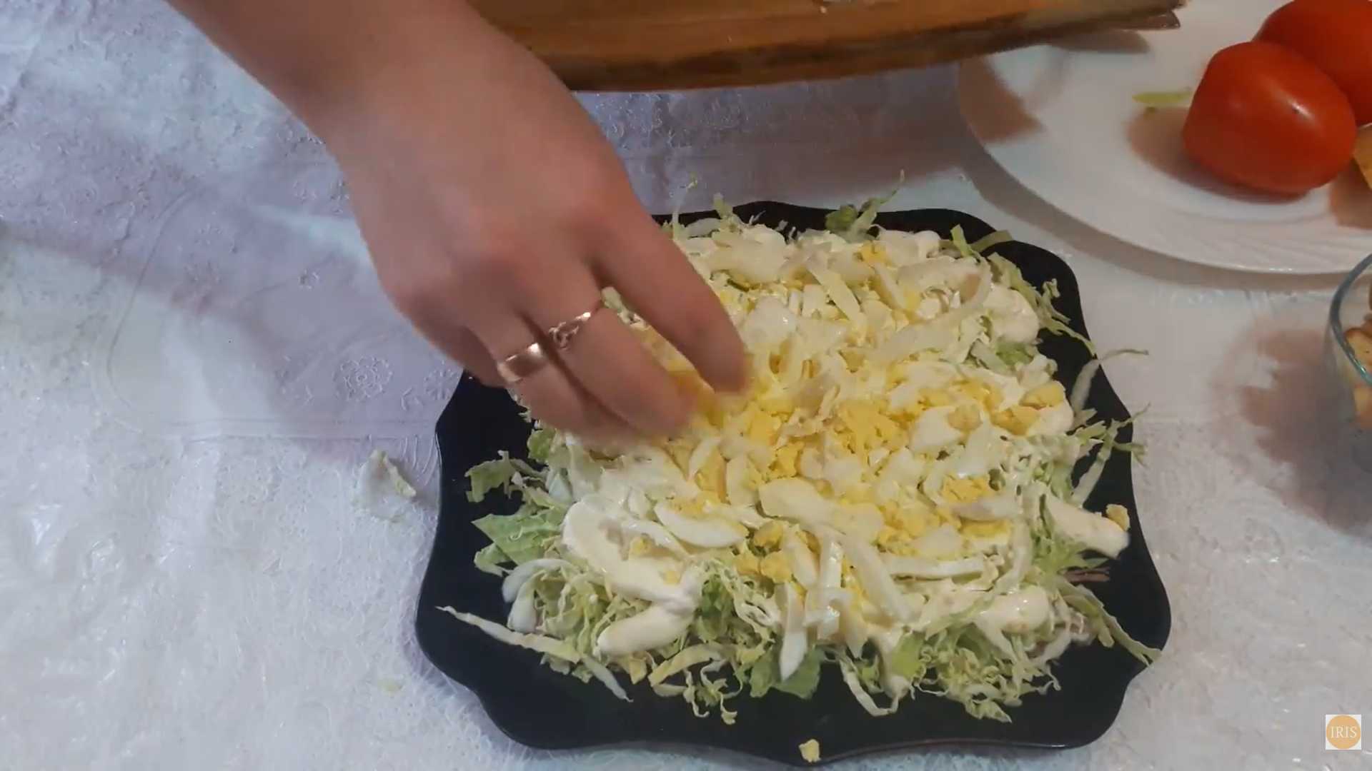 Салат Цезарь со свининой-Шаг 6
