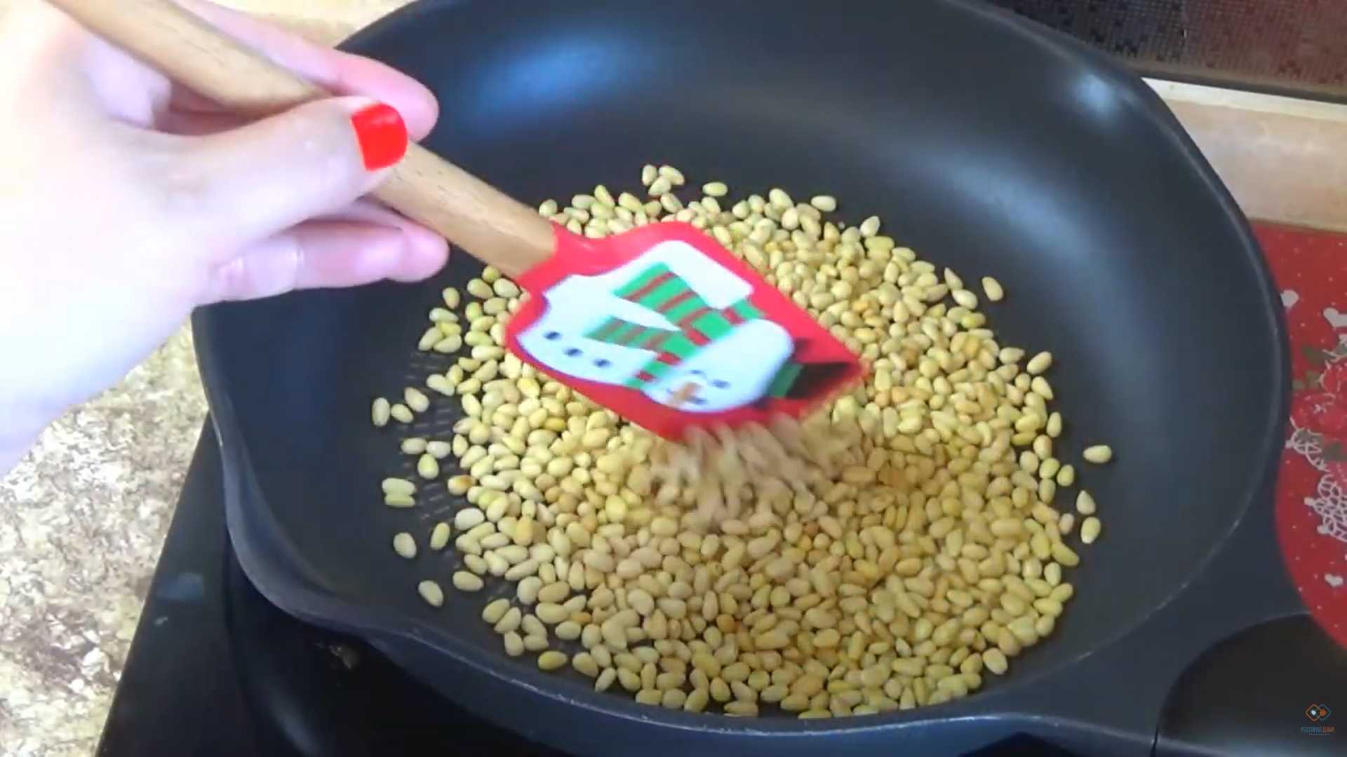 Салат Цезарь с говядиной классический в домашних-Шаг 2
