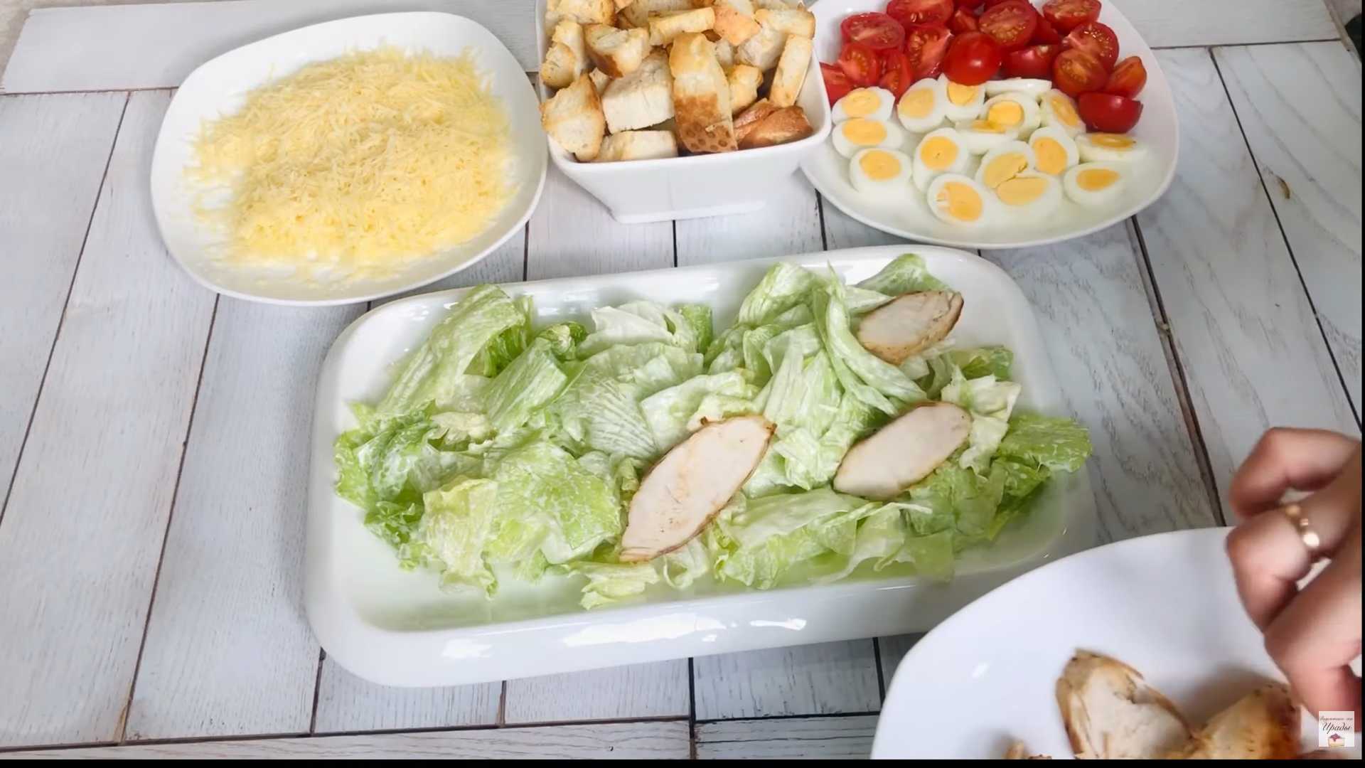 Салат Цезарь с перепелиными яйцами-Шаг 12