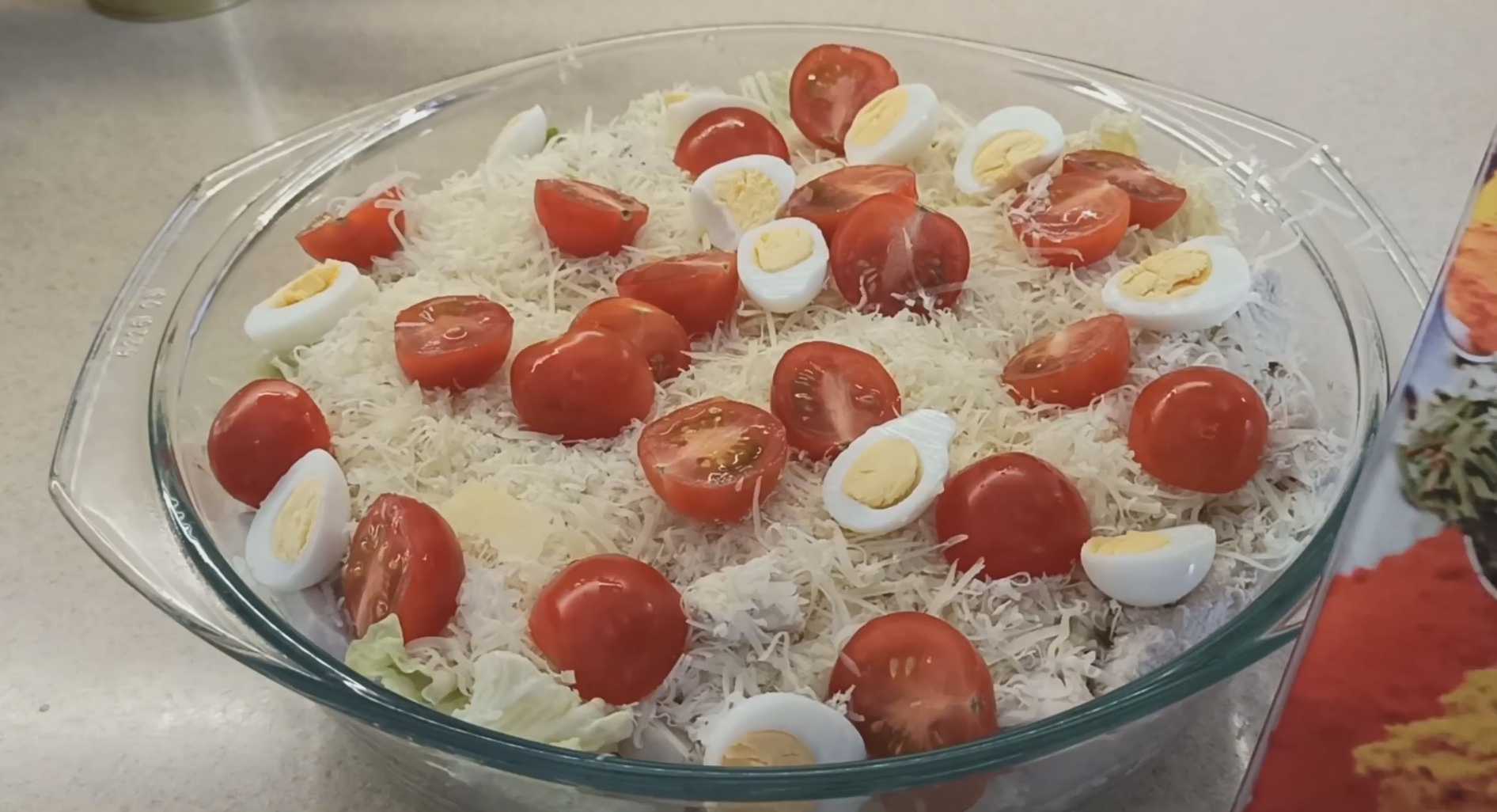 Салат Цезарь с курицей простой рецепт-Шаг 9