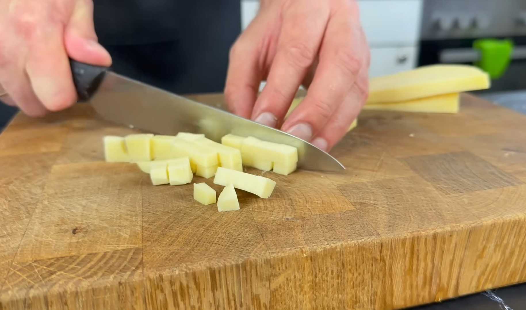 Салат Цезарь с куриной грудкой-Шаг 6