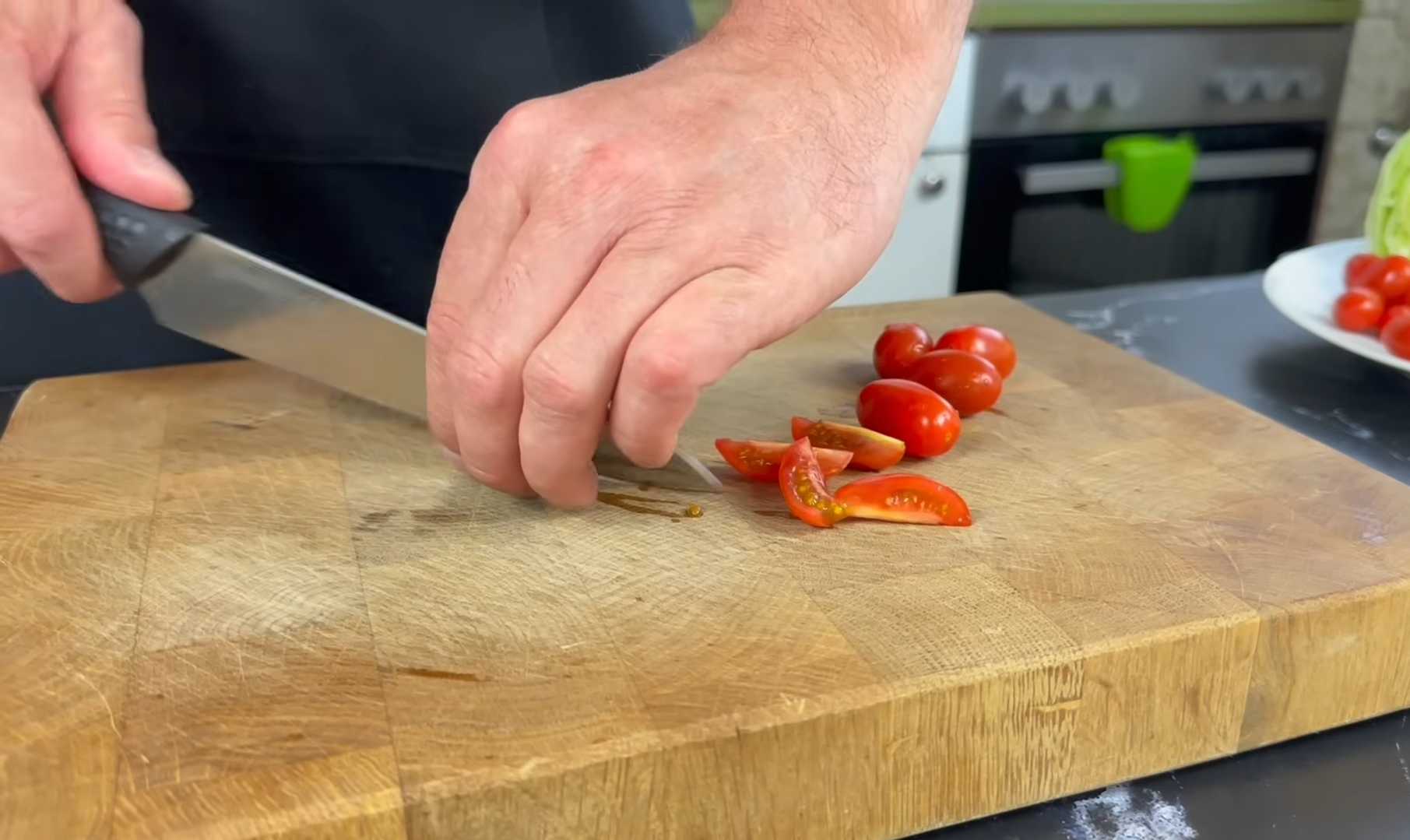 Салат Цезарь с куриной грудкой-Шаг 5