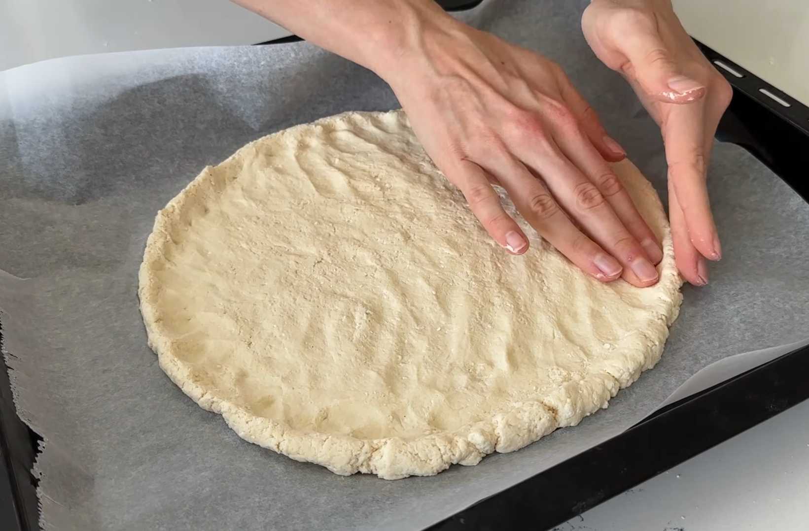 Пицца на твороге в духовке-Шаг 3