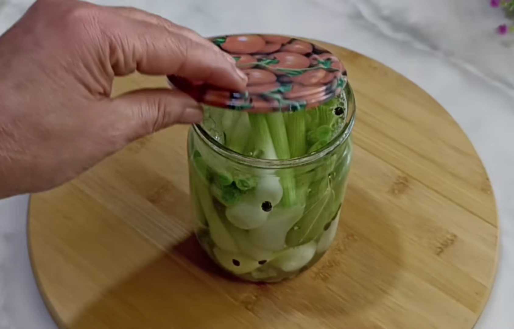 Маринованный зеленый лук на зиму-Шаг 8