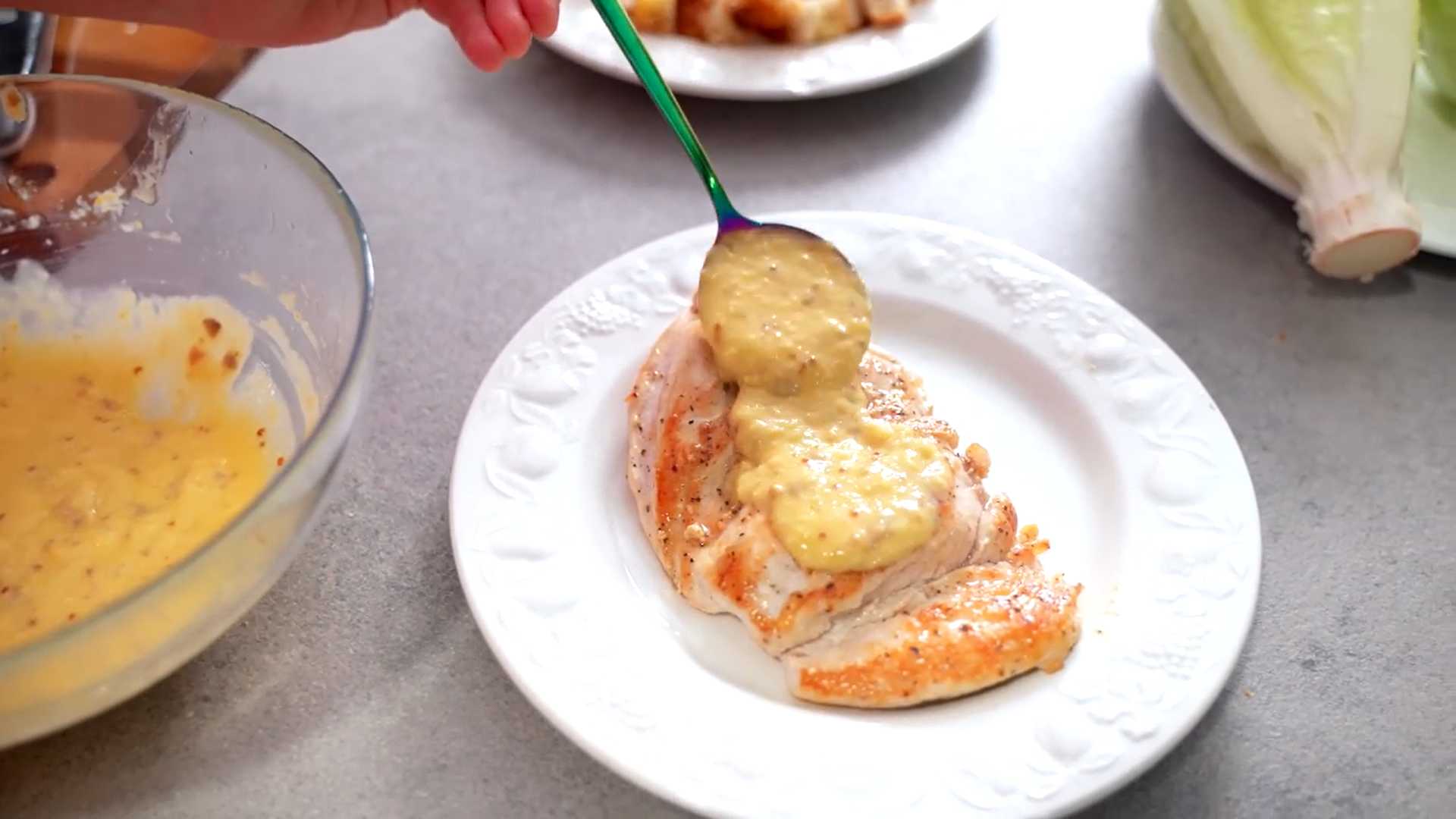 Салат Цезарь с курицей без заморочек-Шаг 13
