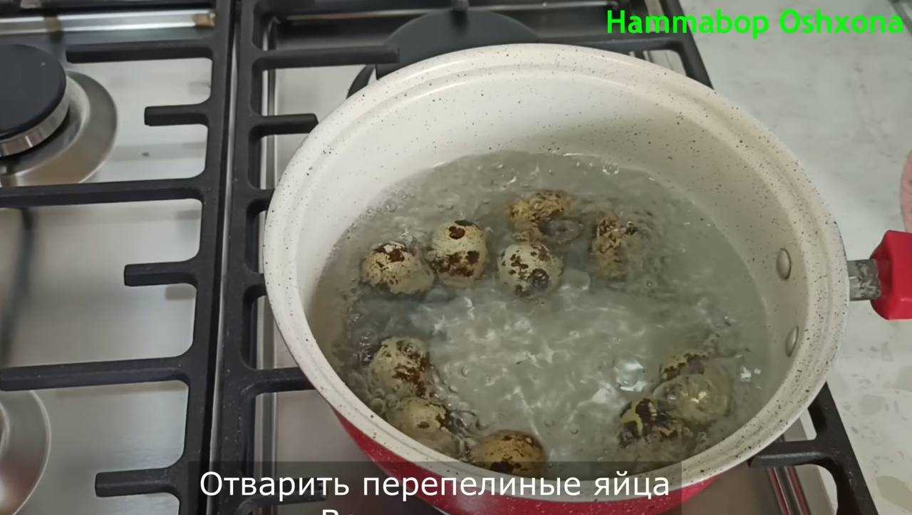 Салат Цезарь с жареной курицей-Шаг 5