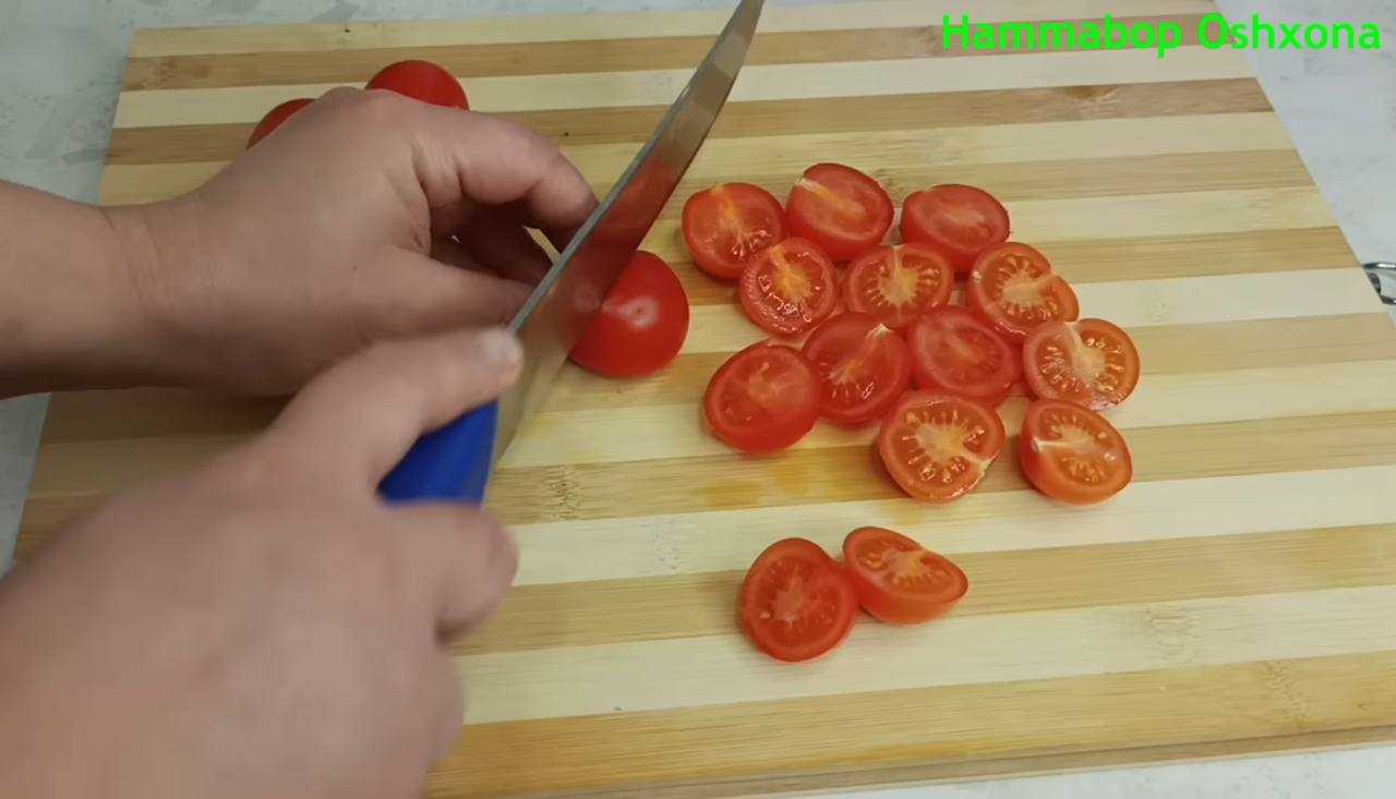 Салат Цезарь с жареной курицей-Шаг 6