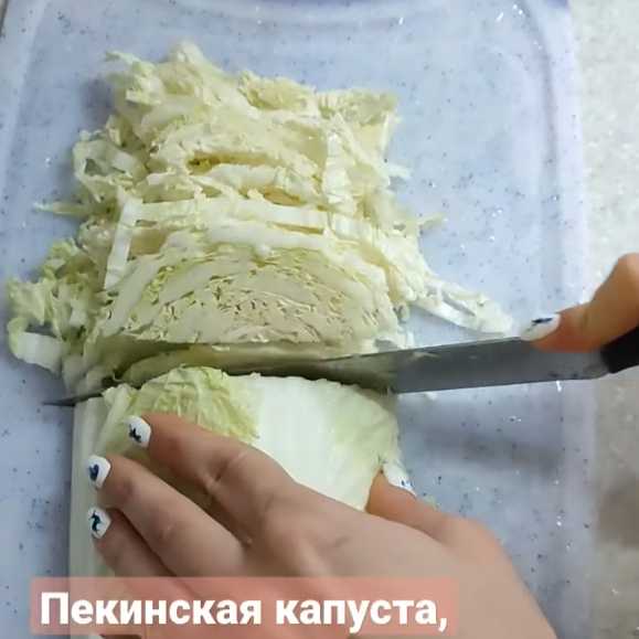 Салат Цезарь с курицей и сыром фета-Шаг 3
