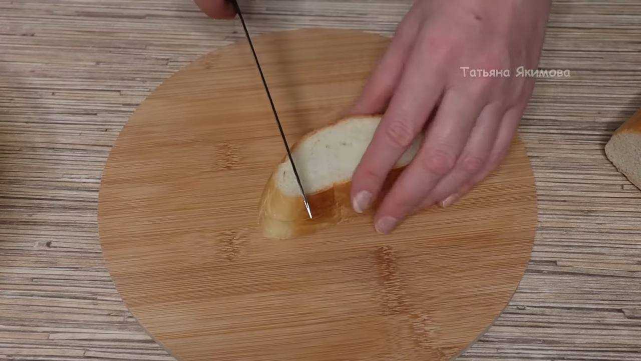 Салат Цезарь с курицей и черри-Шаг 2
