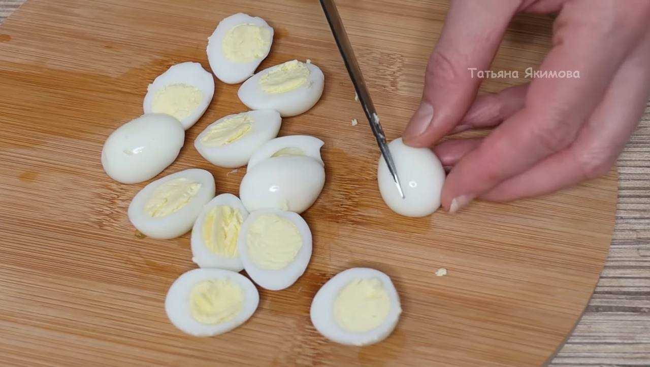 Салат Цезарь с курицей и черри-Шаг 8