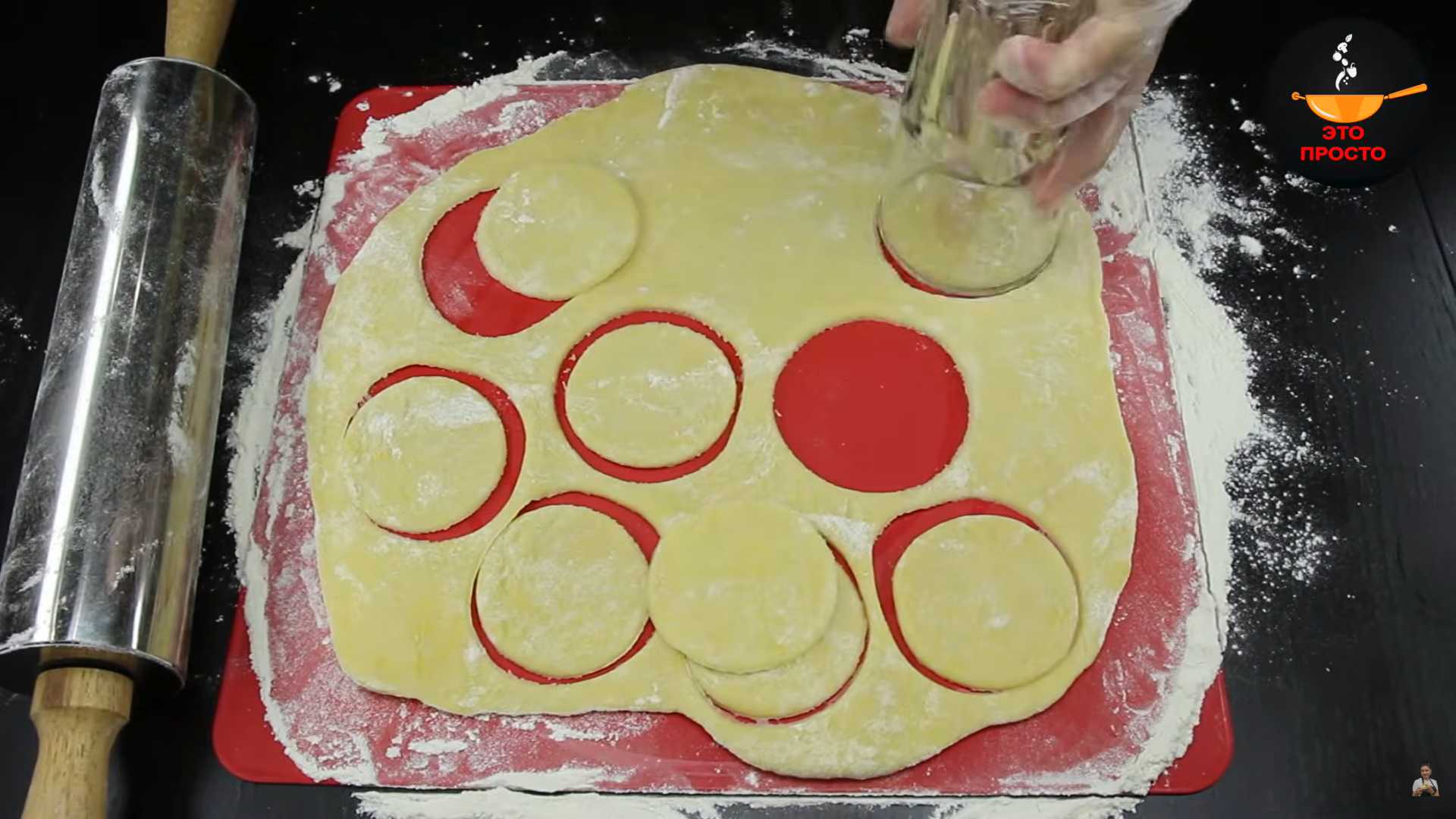 Вареники с клубникой-Шаг 8