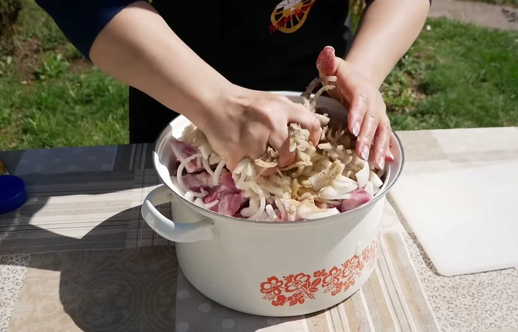 Маринад для шашлыка на кефире-Шаг 6