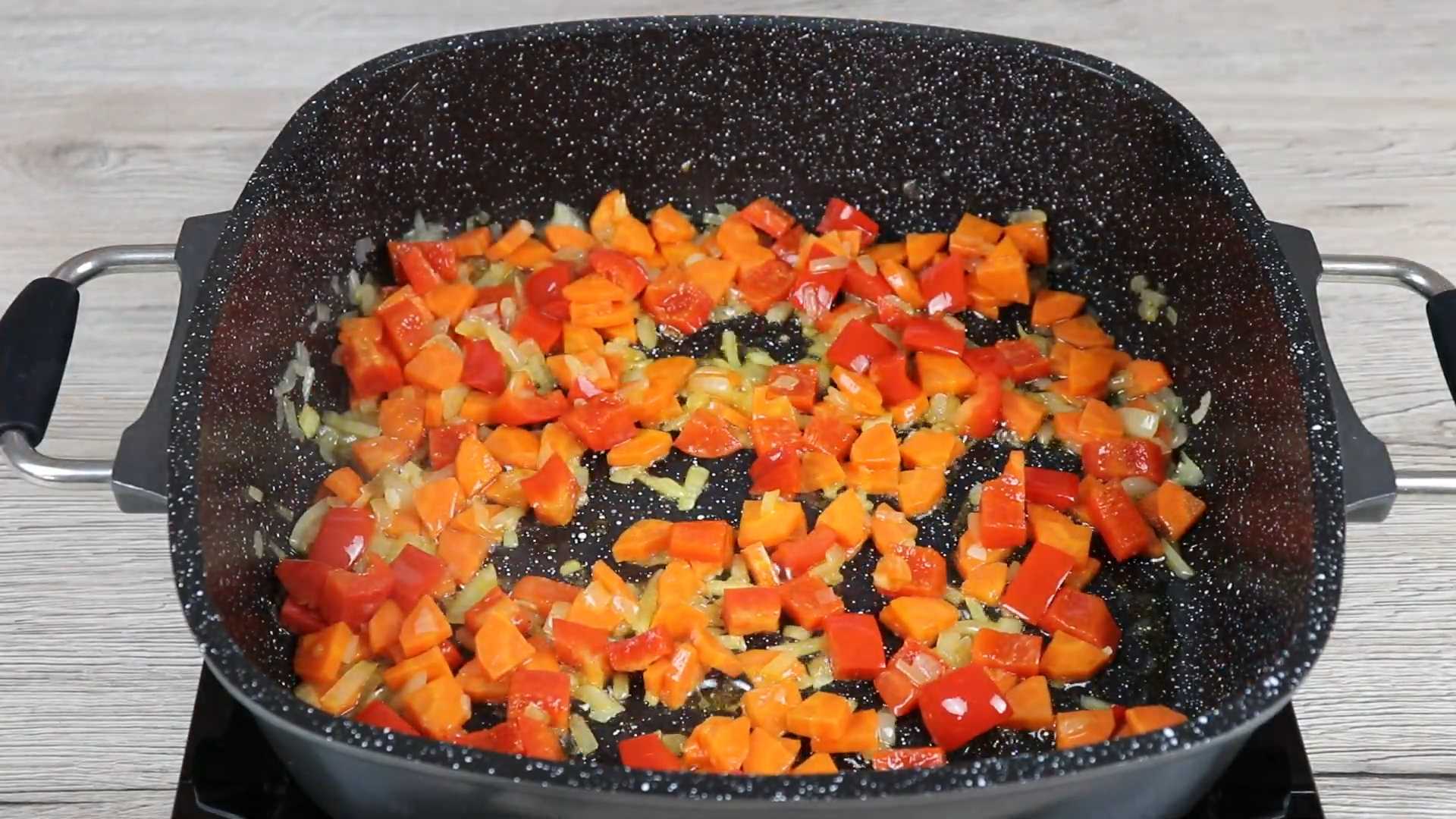 Рис с креветками и овощами-Шаг 7