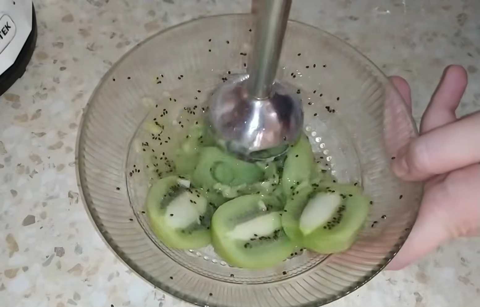 Маринад для шашлыка с киви и сахаром-Шаг 2