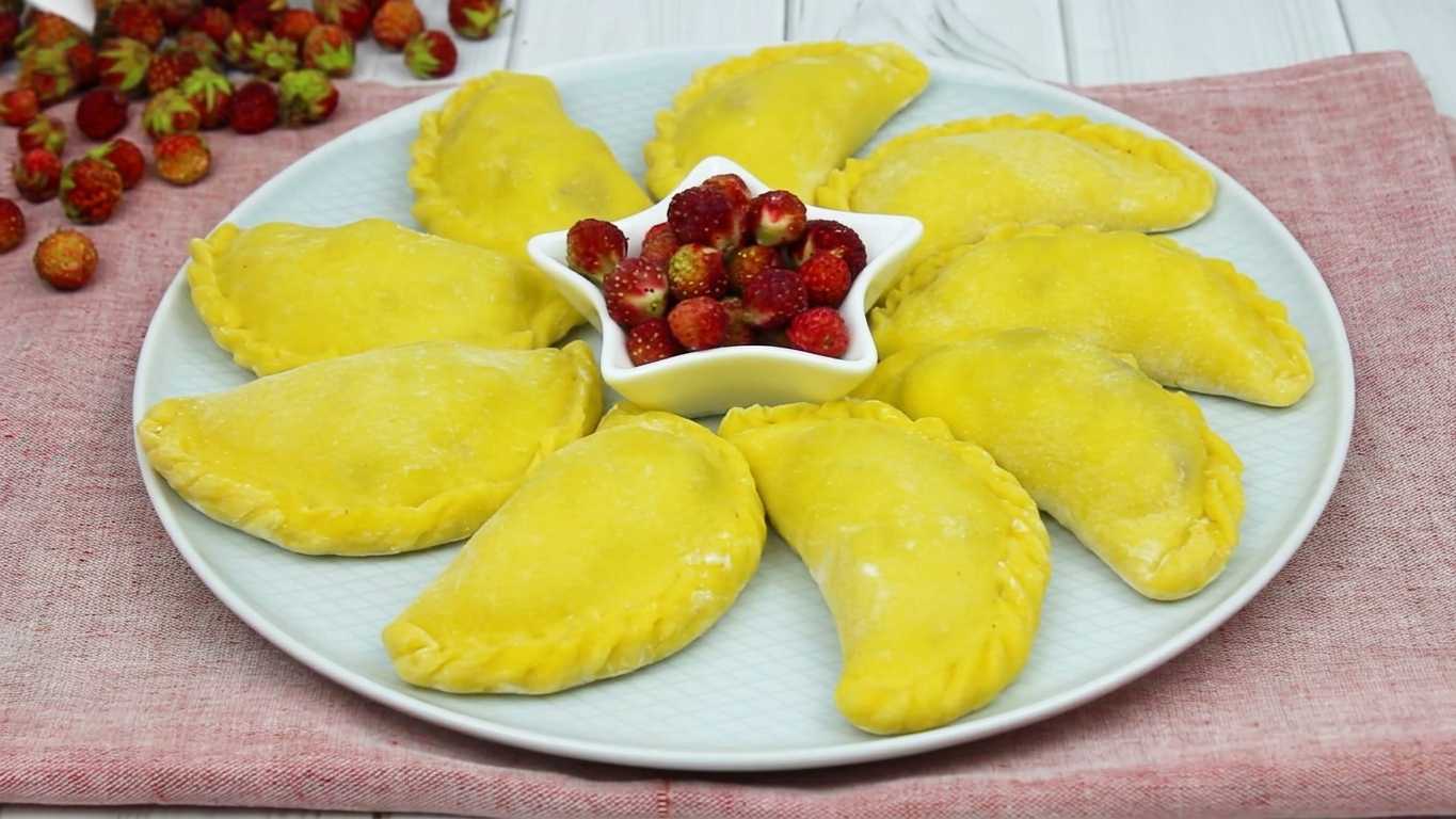 Вареники с земляникой-Шаг 10