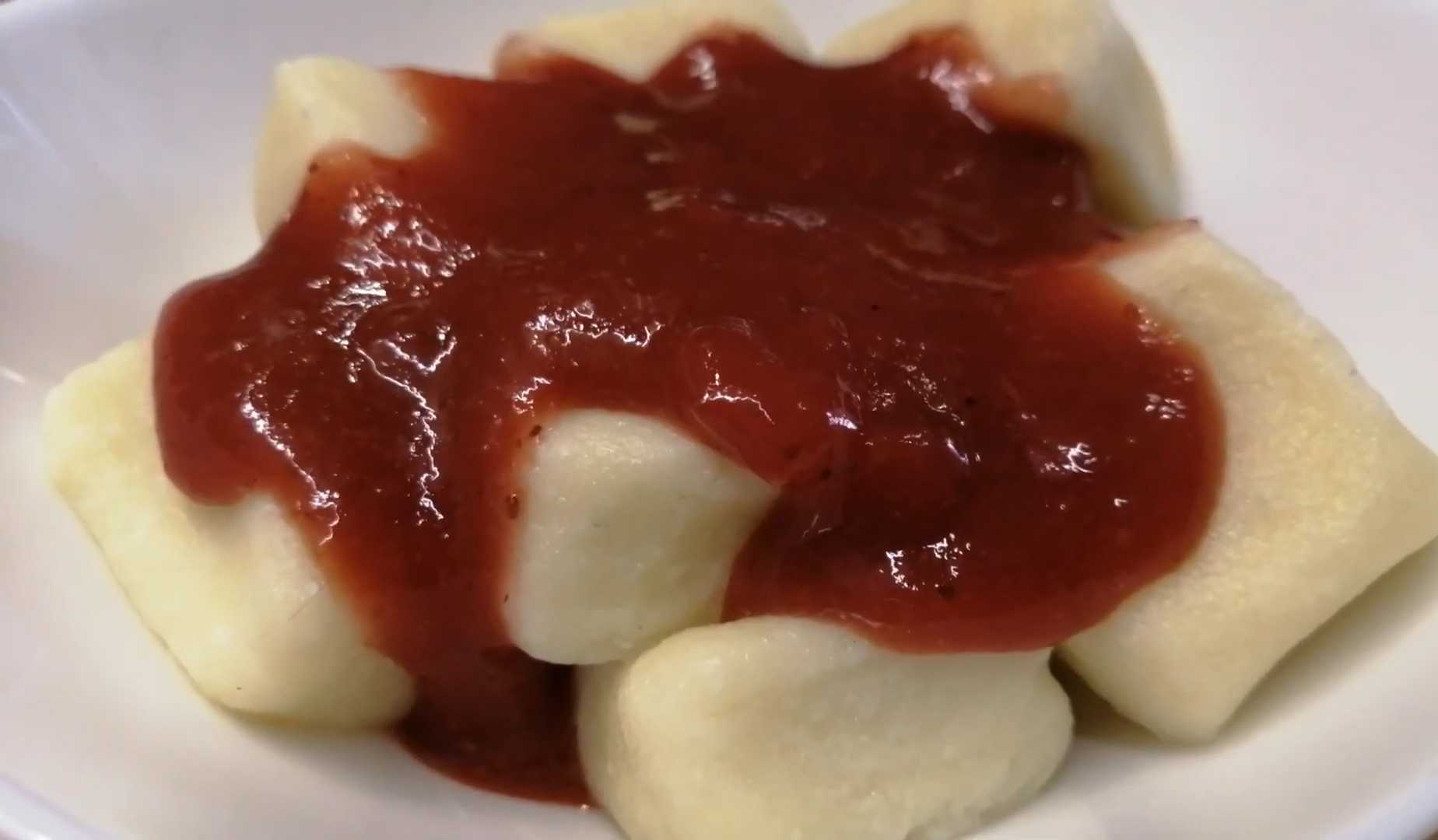 Ленивые вареники с рисовой мукой и клубничным джемом-Шаг 11