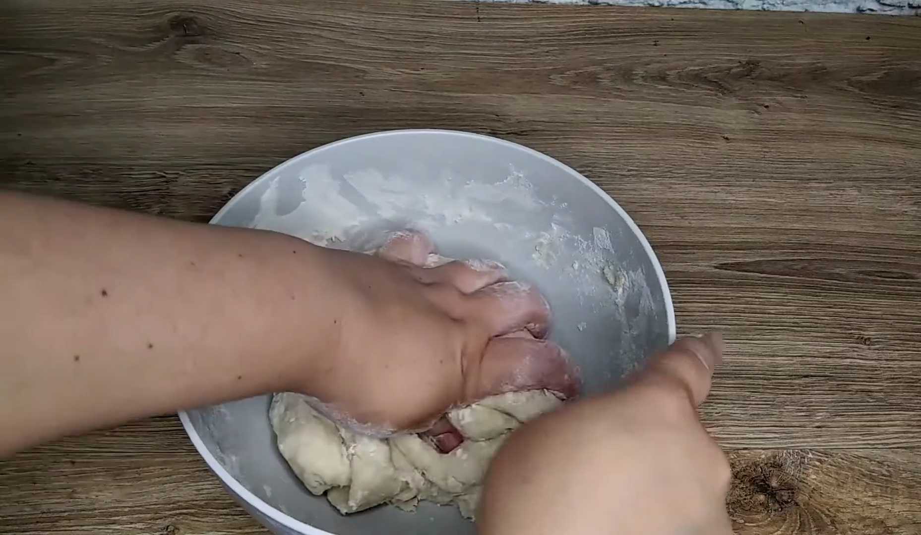 Эластичное тесто на вареники без яиц-Шаг 4