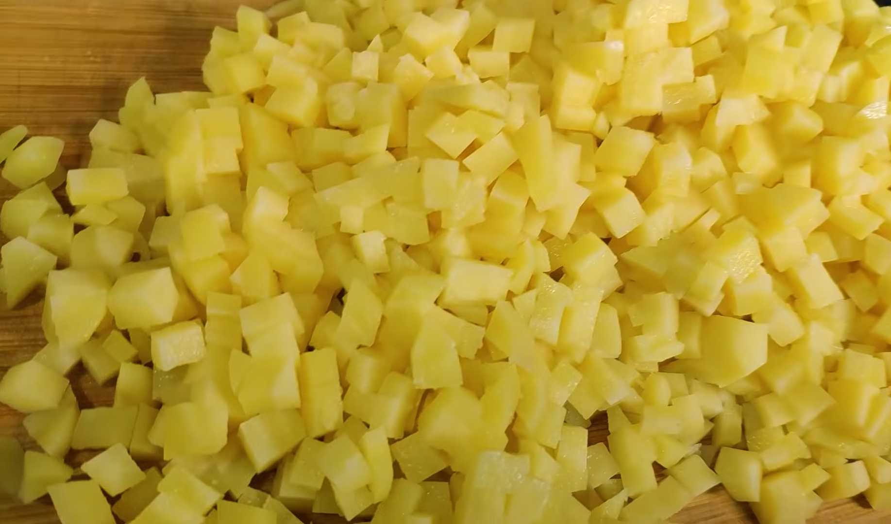 Необычные вареники с сырой картошкой-Шаг 7
