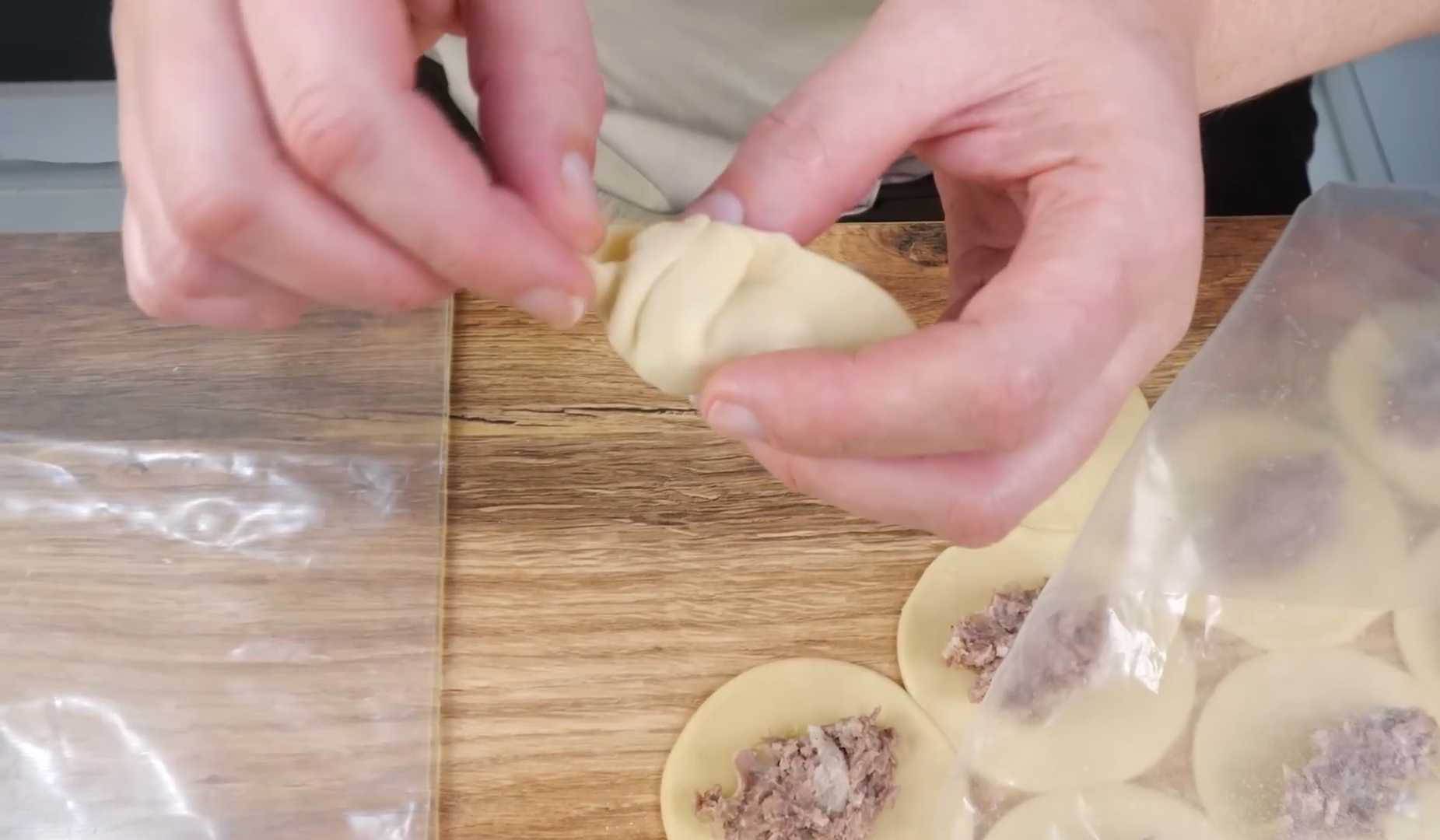 Сытные домашние вареники с мясом-Шаг 11