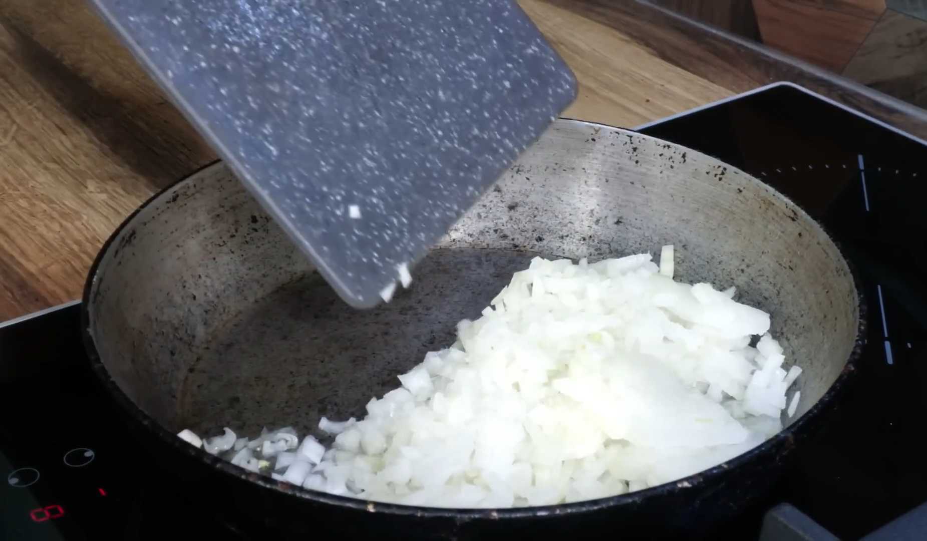 Сытные домашние вареники с мясом-Шаг 6