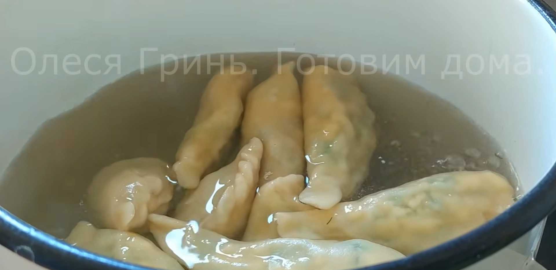Вареники с творогом и укропом-Шаг 7