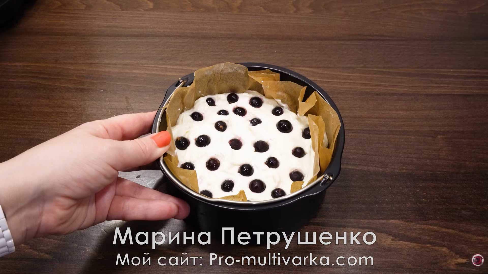 Творожная запеканка в аэрогриле с ягодами-Шаг 3