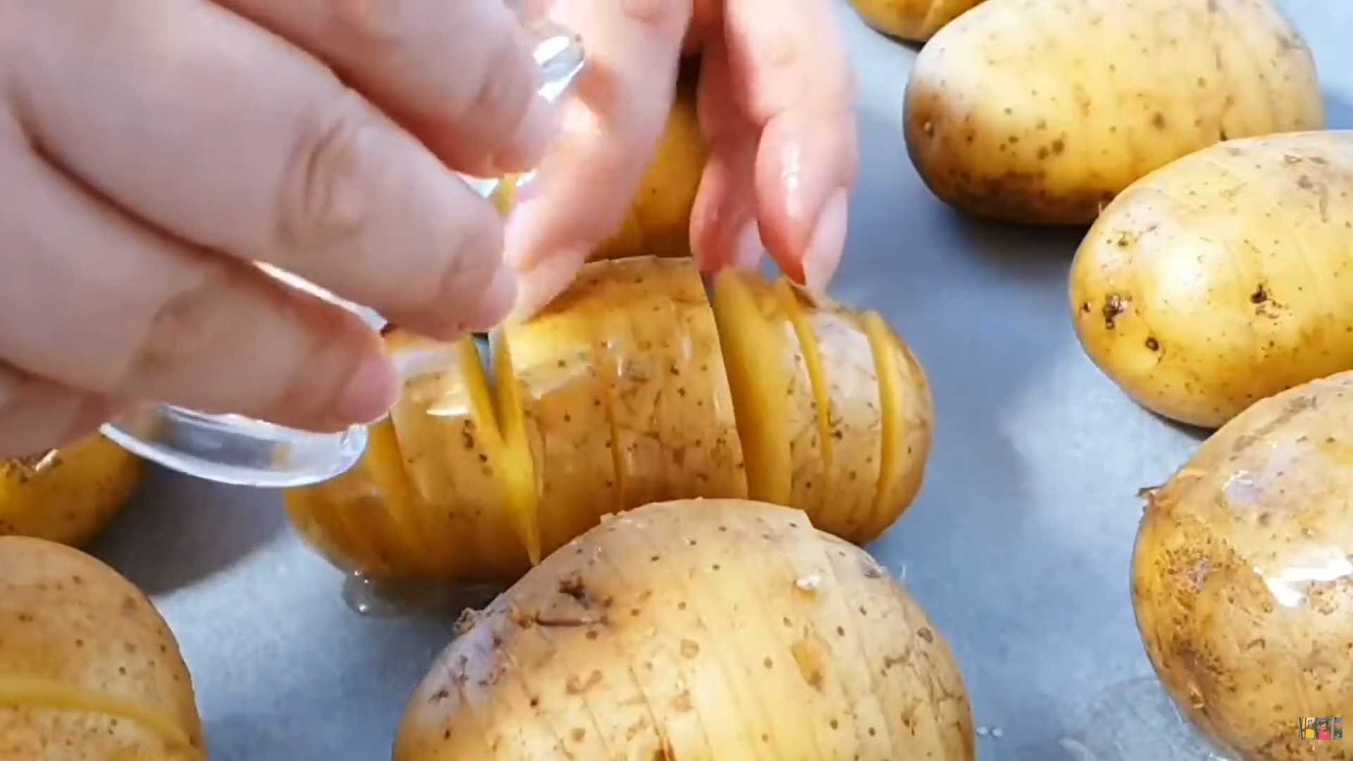 Картофель Хассельбек-Шаг 2