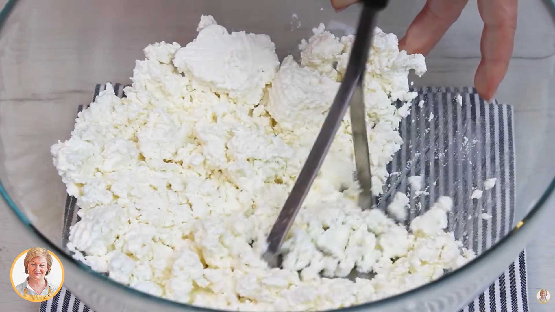Творожная запеканка с персиками-Шаг 2