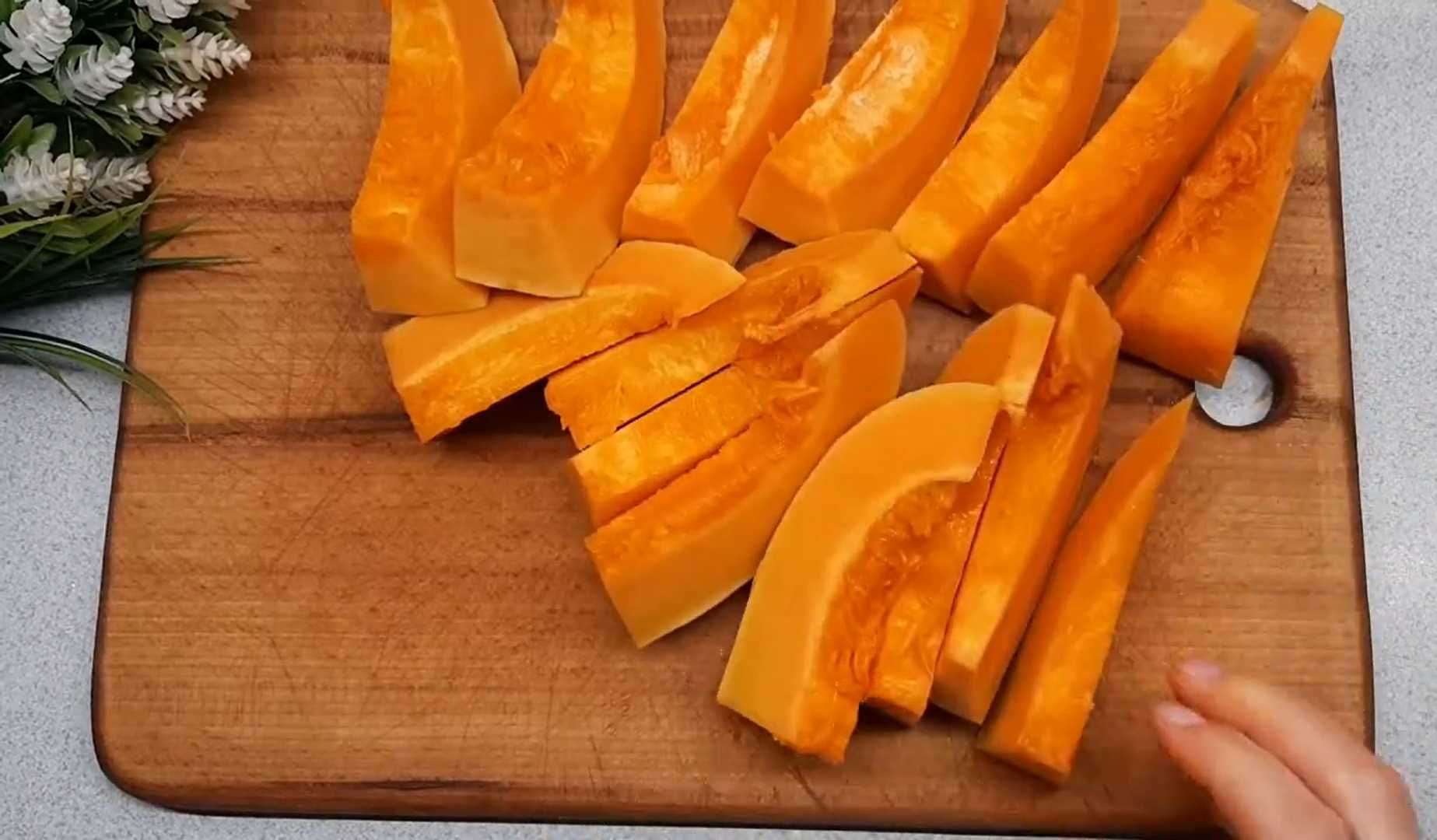 Тыквенный суп с картошкой-Шаг 1