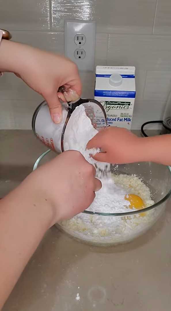 Традиционный боливийский сырный хлеб-Шаг 2