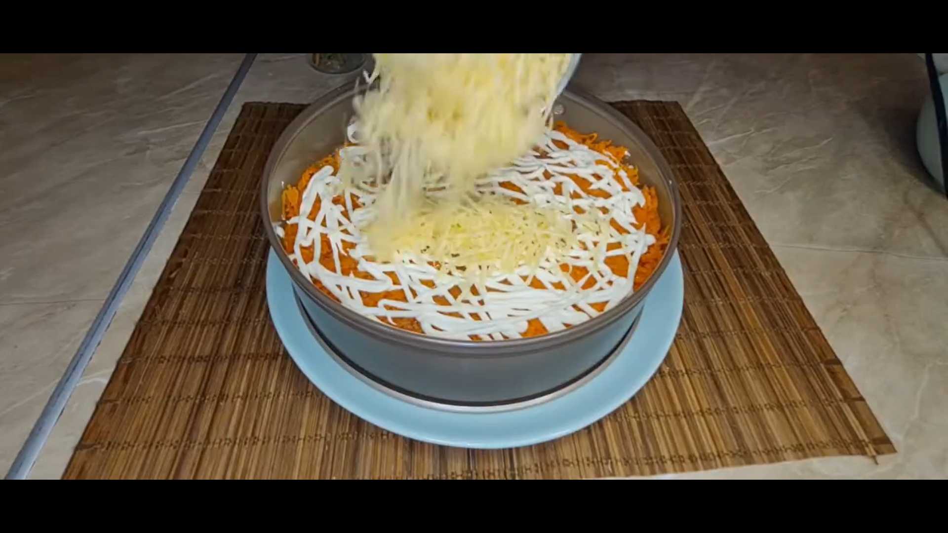 Салат «Мимоза» с курицей-Шаг 7