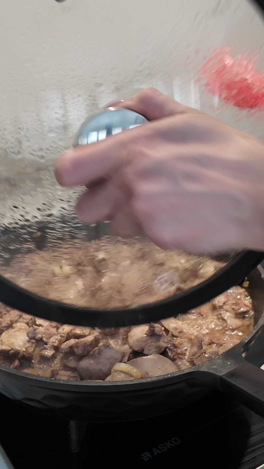 Куриная печень в сливочном соусе-Шаг 4