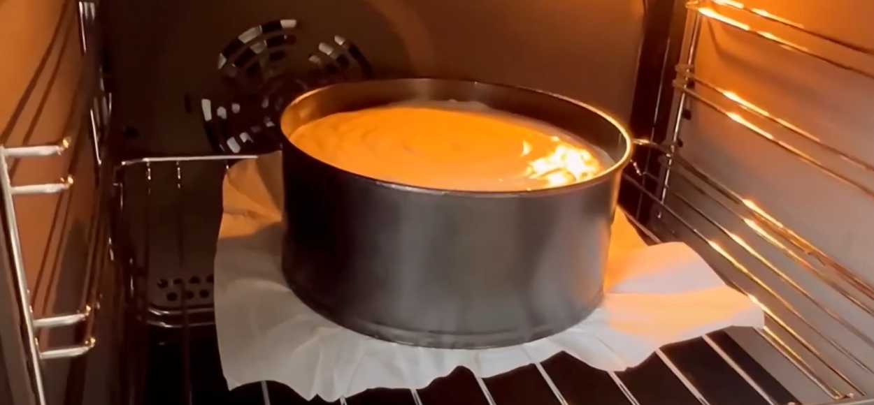 Бисквитный торт со сливочно-кокосовым кремом-Шаг 4