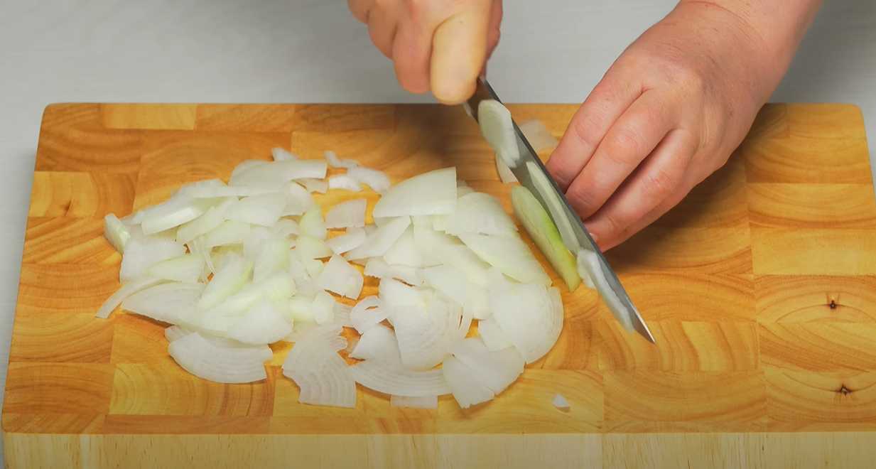 Классическая мясная сборная солянка-Шаг 3