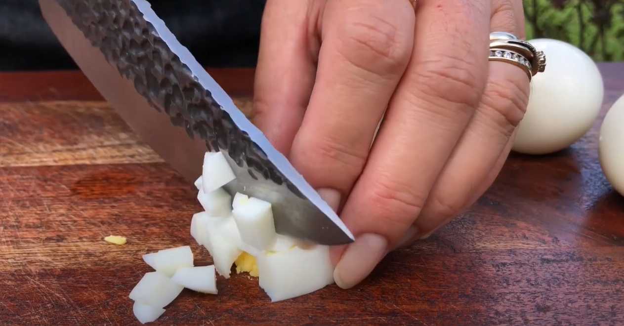 Новогодний салат с курицей и фруктами-Шаг 5