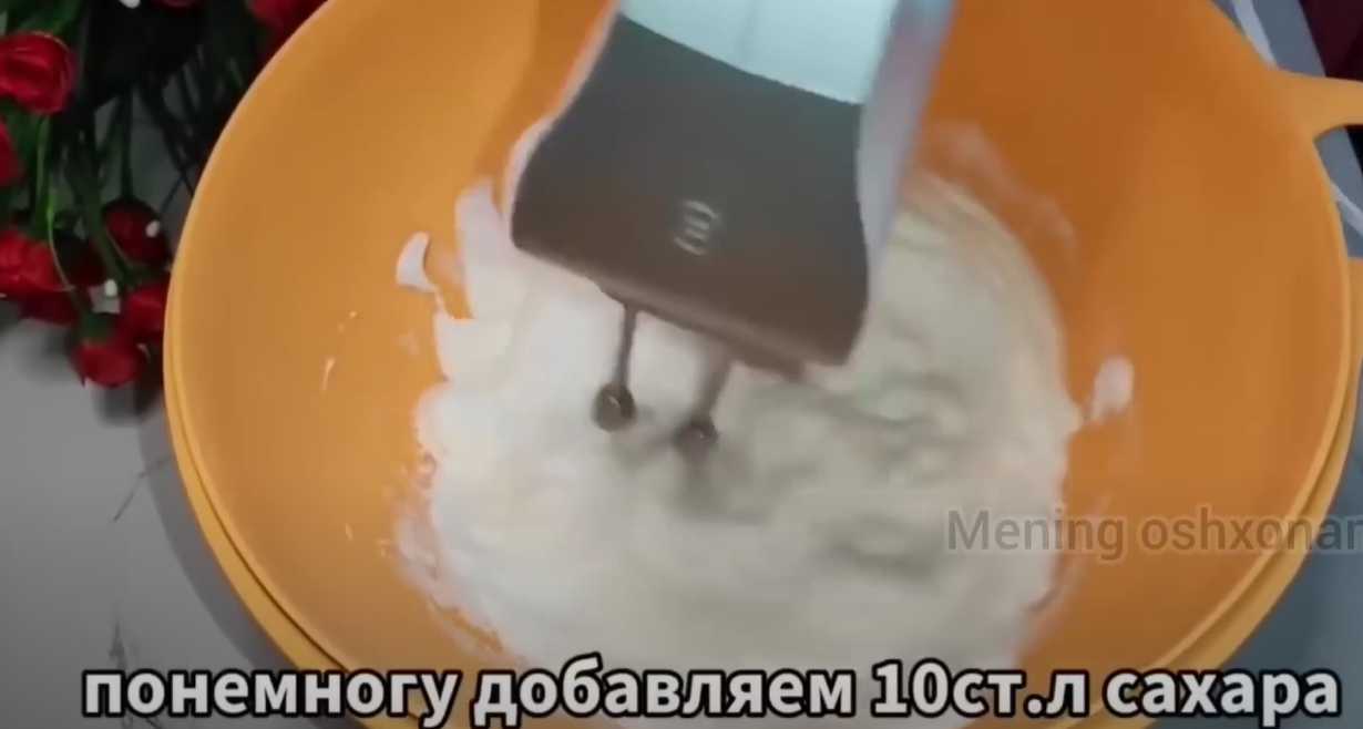 Пирожные бабочки на снегу-Шаг 2