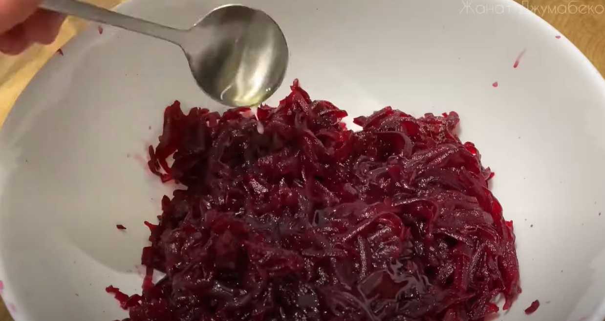 Свекольный салат с яблоками-Шаг 3