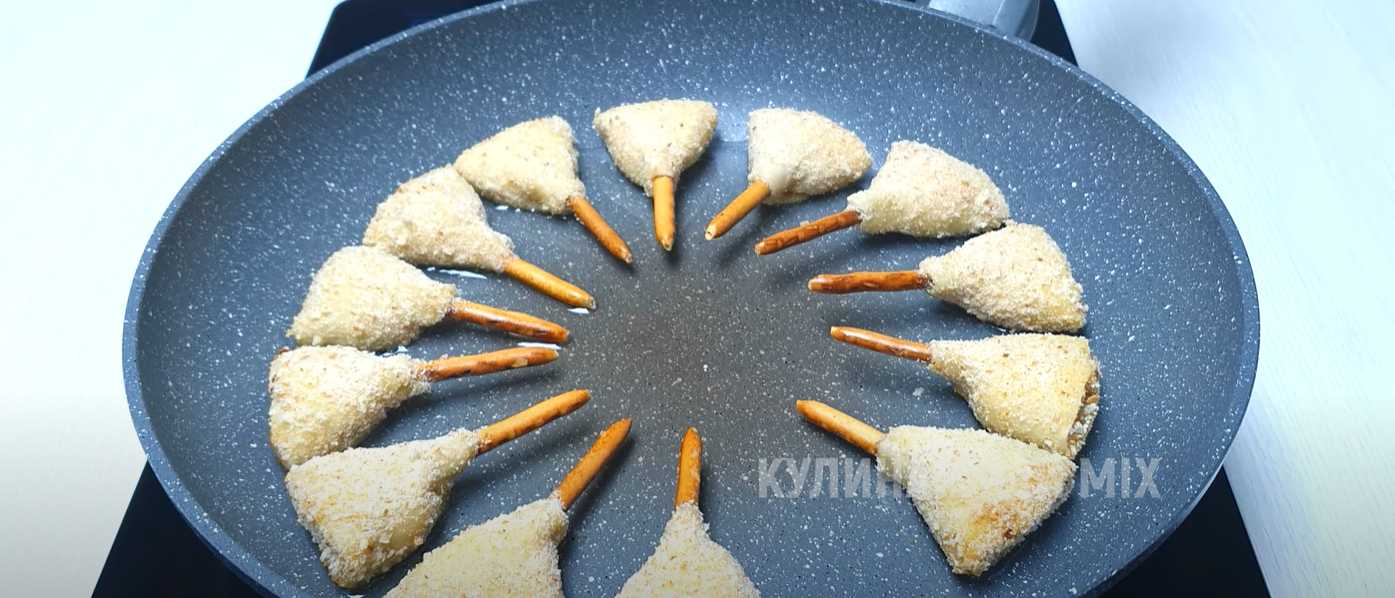 Треугольнички с курицей на хрустящей соломке-Шаг 11