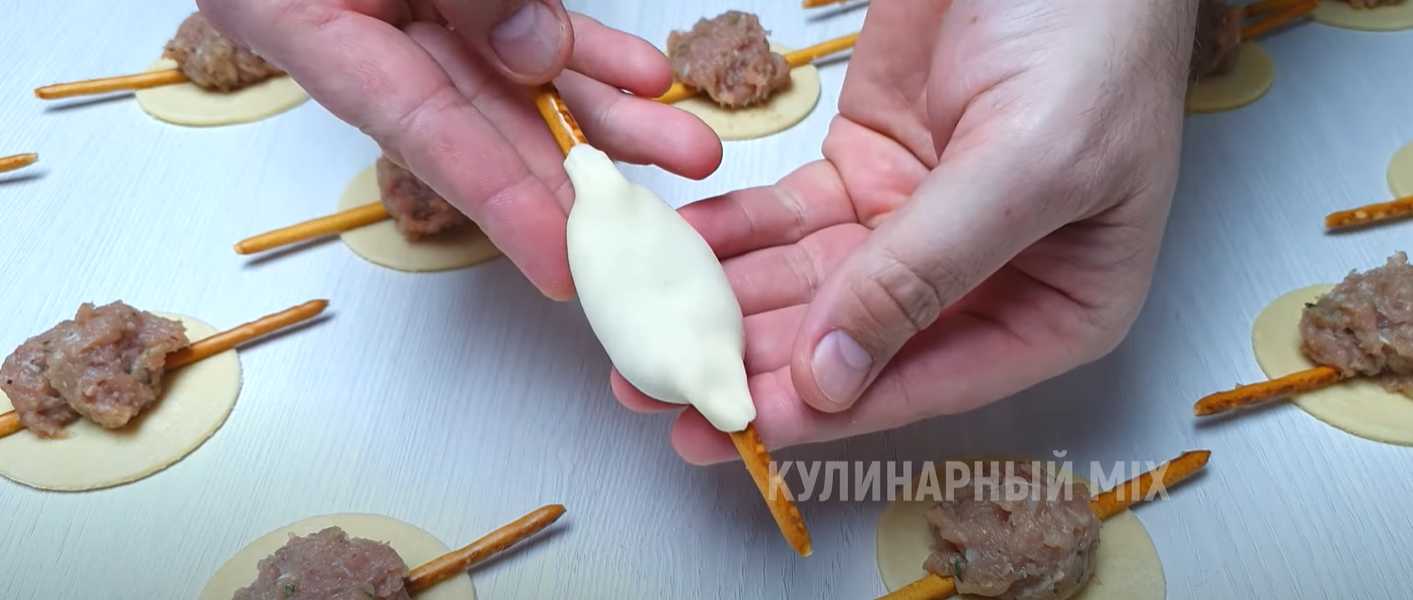 Треугольнички с курицей на хрустящей соломке-Шаг 9