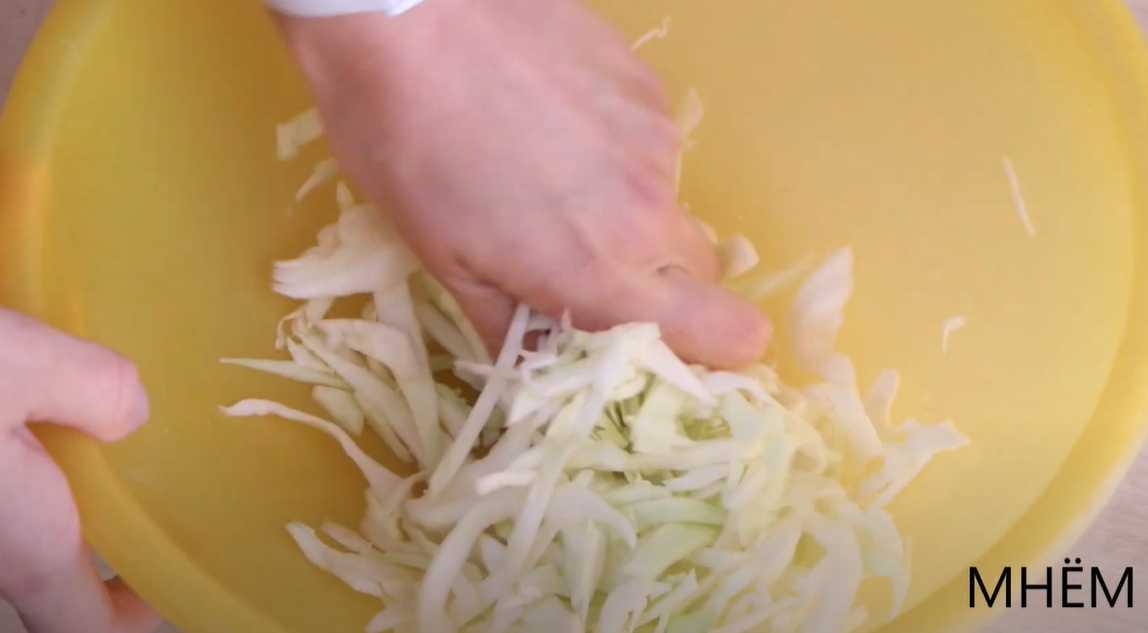 Заливной пирог с картошкой и капустой-Шаг 2